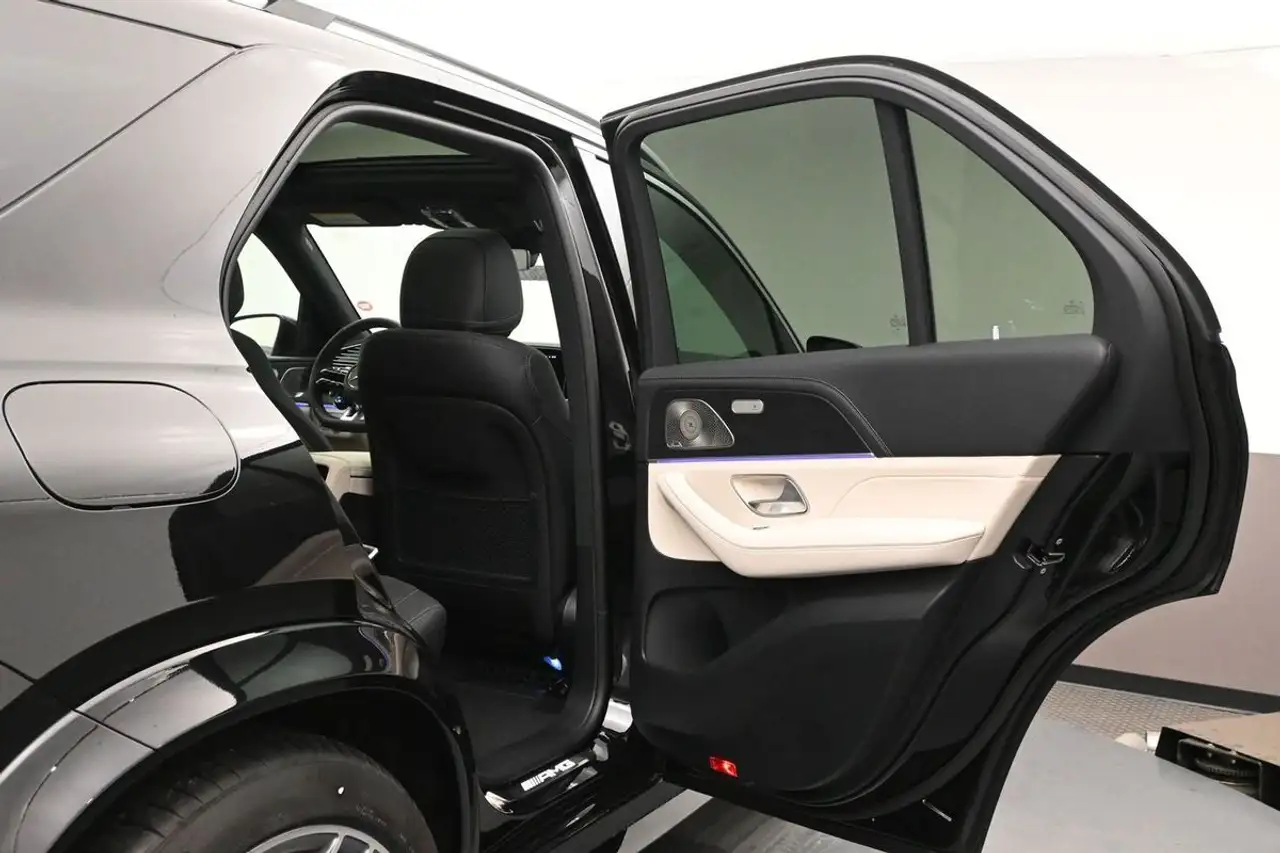 Mercedes-Benz GLE - Image 32