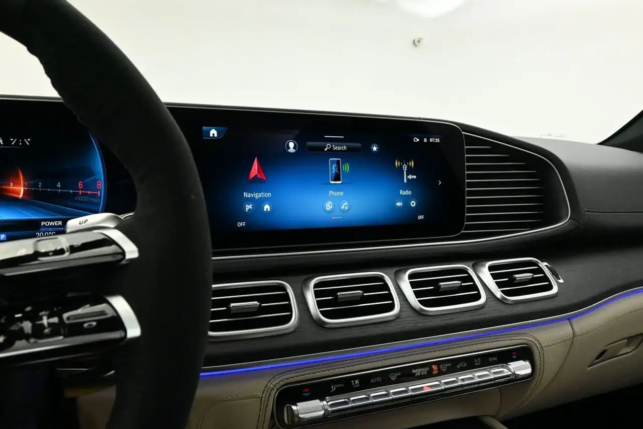 Mercedes-Benz GLE - Image 19