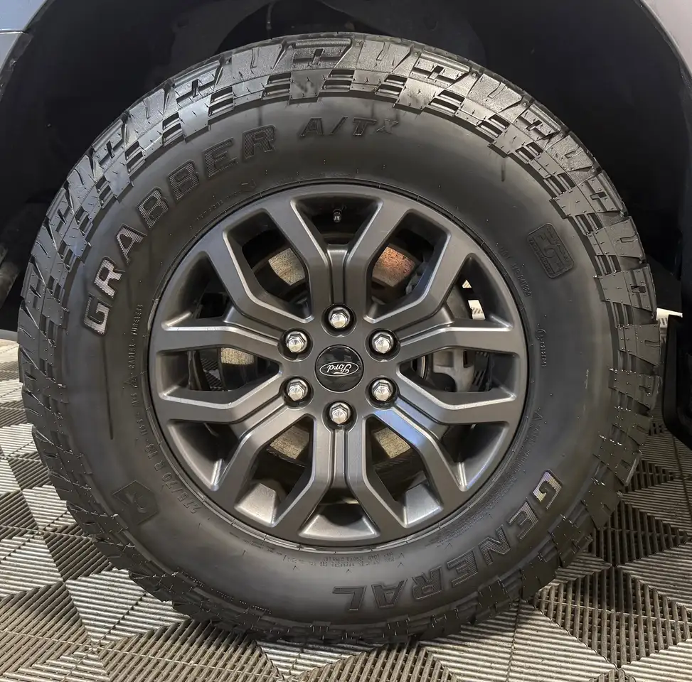 Ford F-150 - Image 9