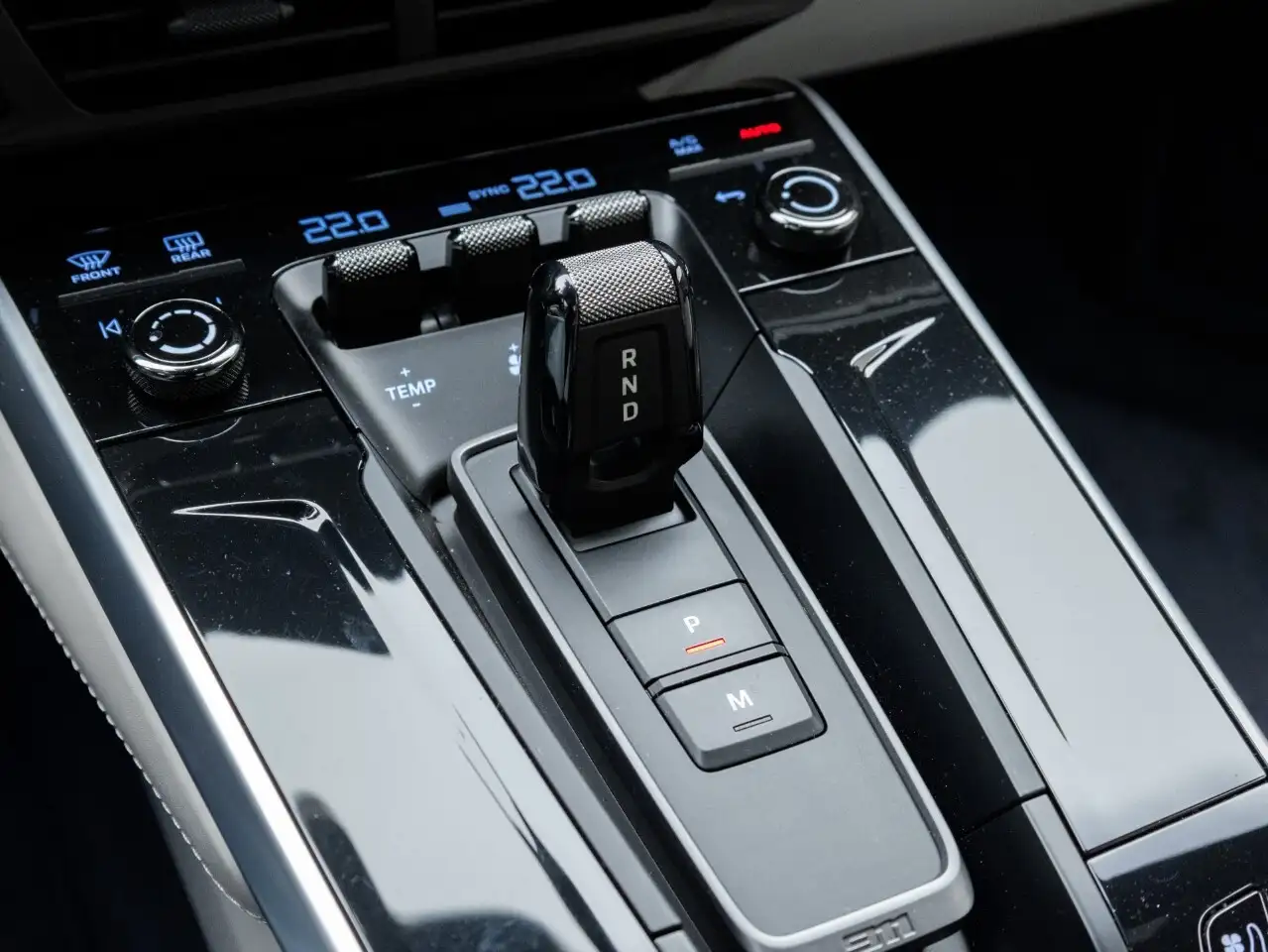 Porsche 911 - Image 28