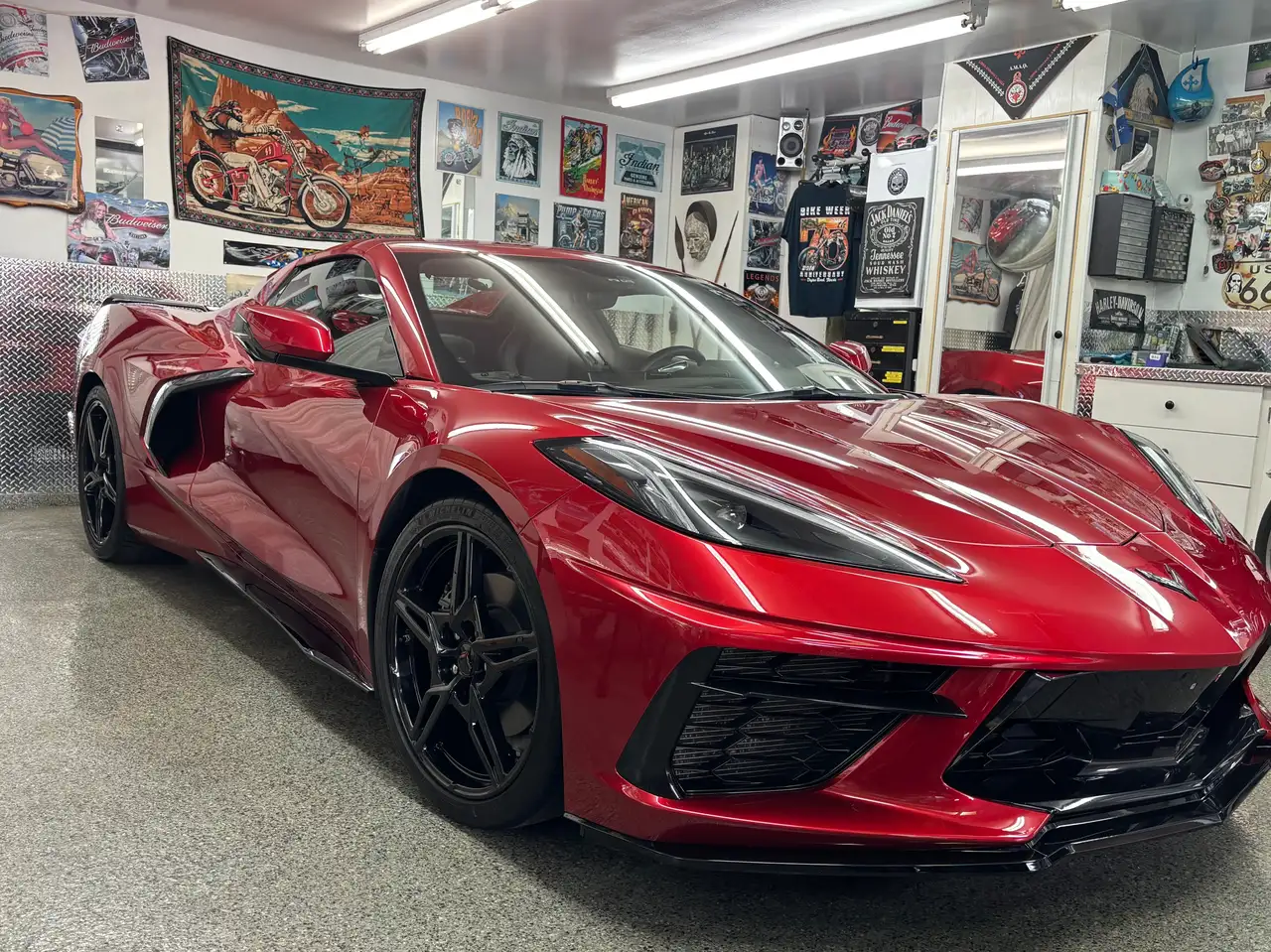 Chevrolet Corvette - Image 20