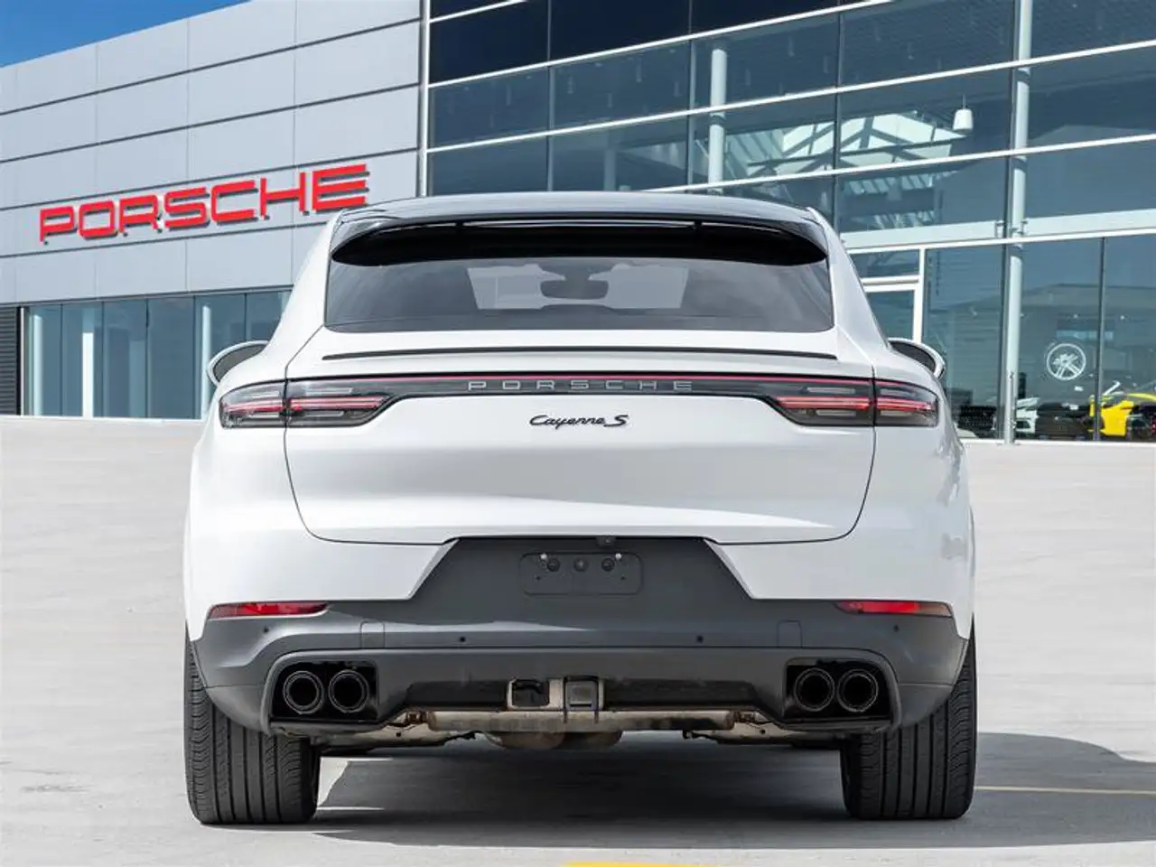 Porsche Cayenne - Image 5
