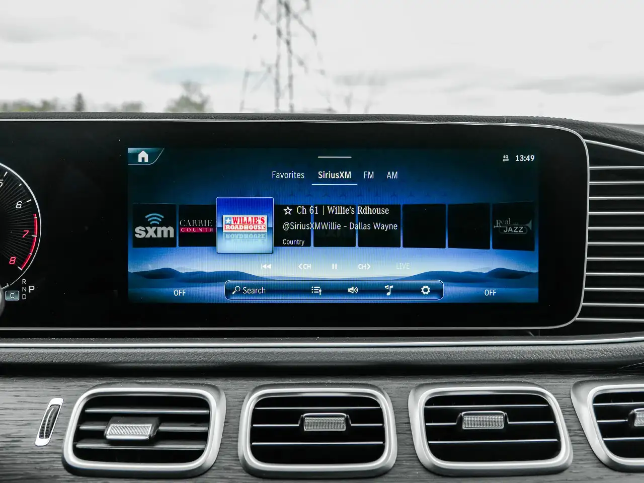 Mercedes-Benz GLE - Image 28