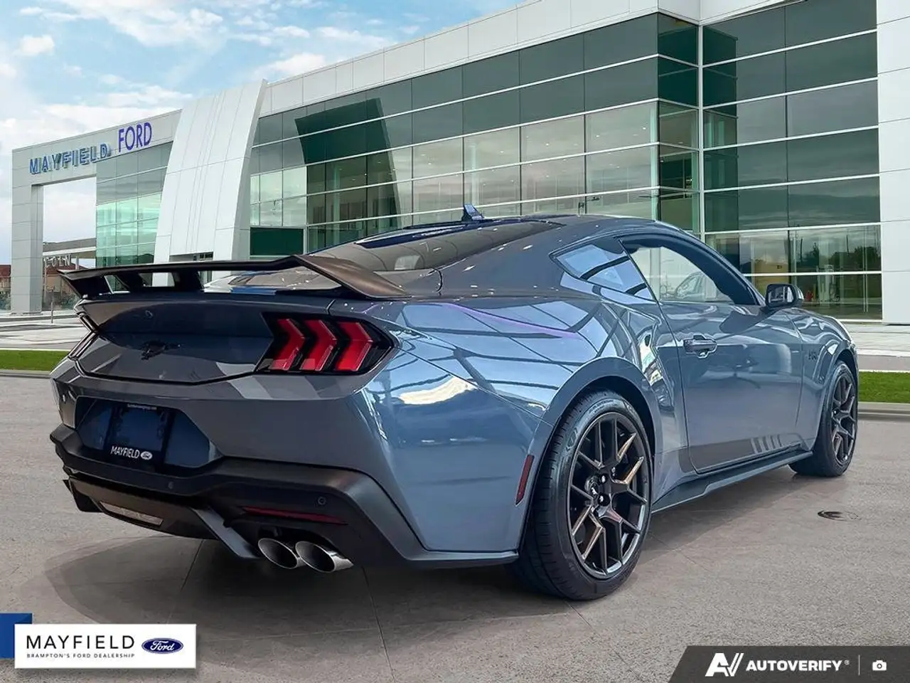 Ford Mustang - Image 4