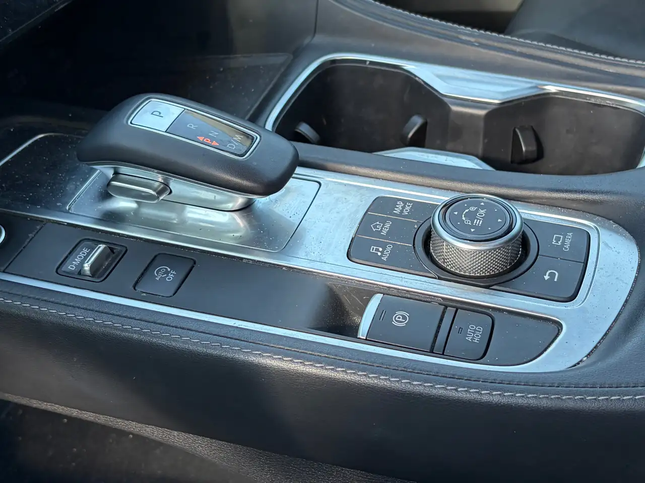 Infiniti QX60 - Image 11