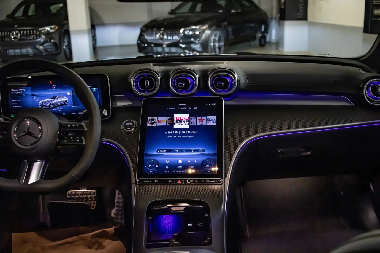 Mercedes-Benz C-Class - Image 10
