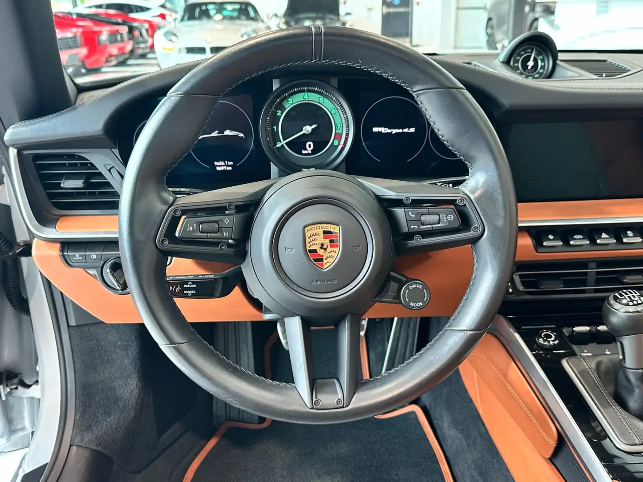 Porsche 911 - Image 12