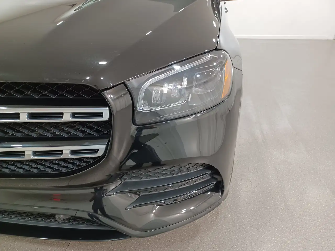 Mercedes-Benz GLS - Image 5