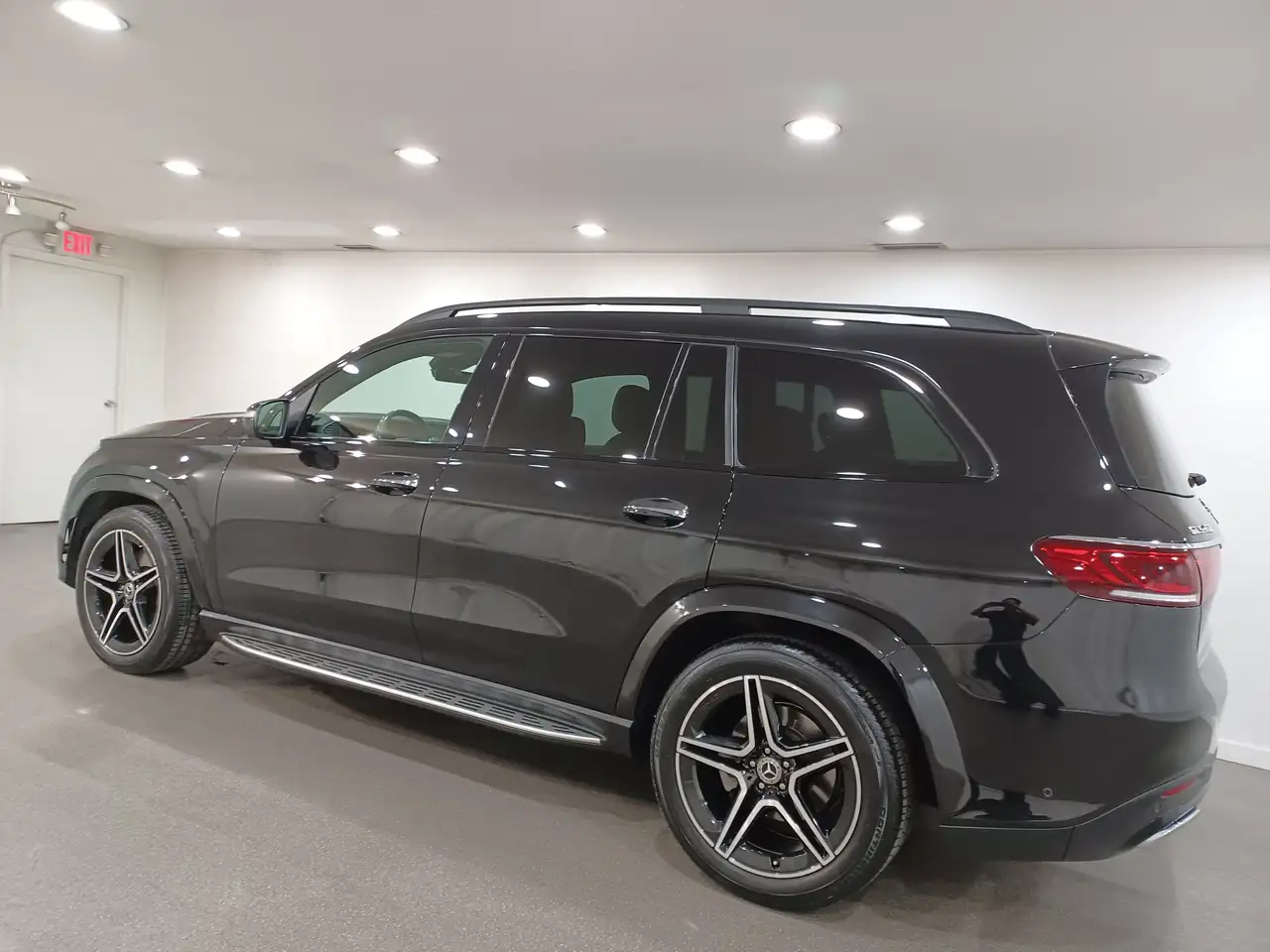 Mercedes-Benz GLS - Image 15