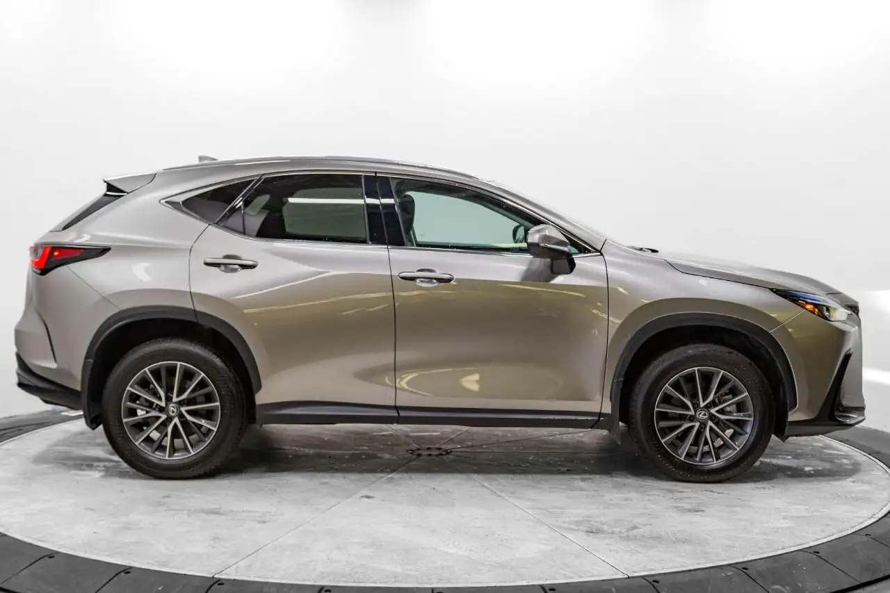 Lexus NX 350 - Image 9
