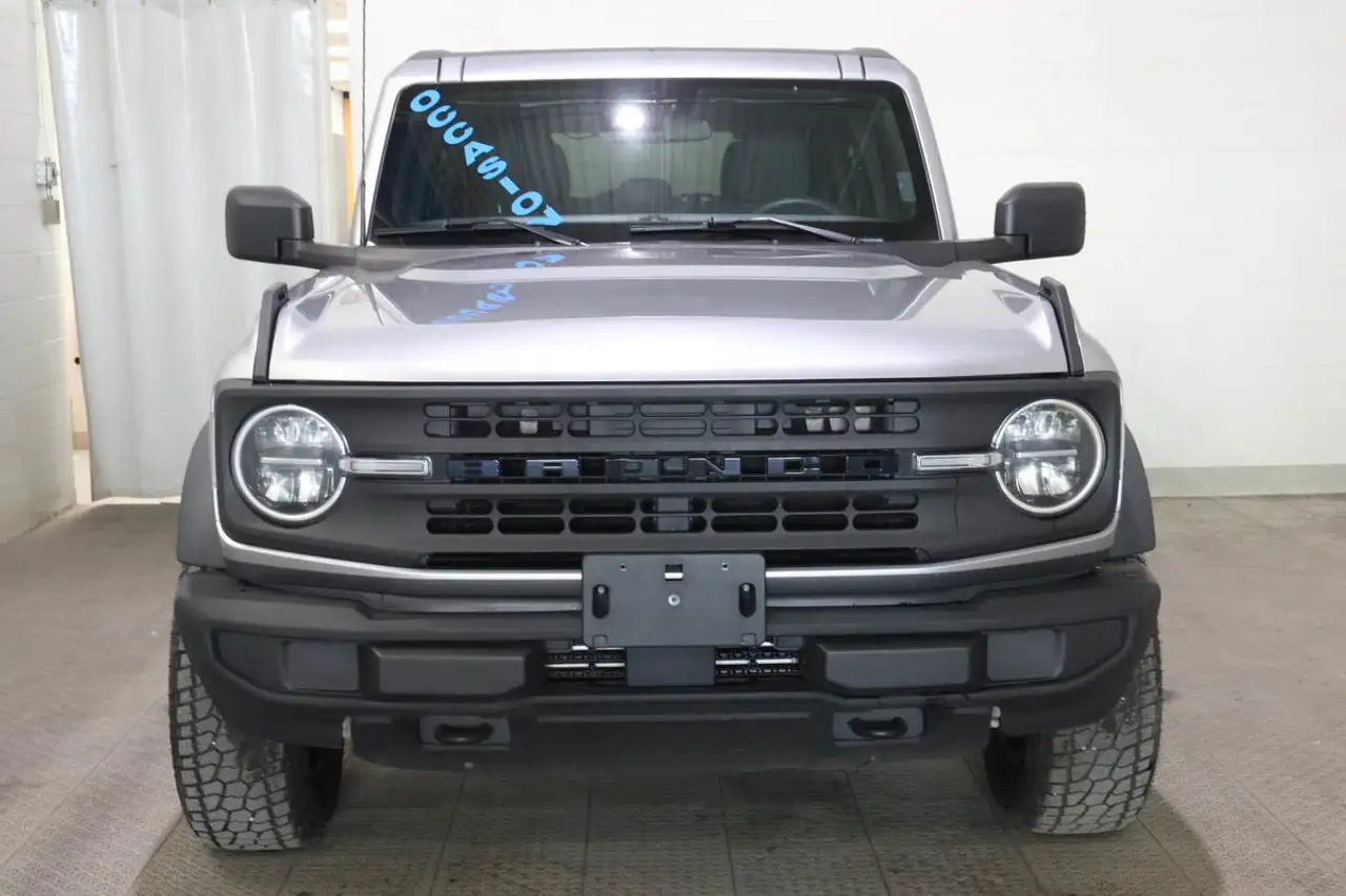 Ford Bronco - Image 2