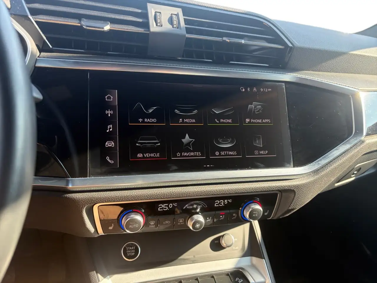 Audi Q3 - Image 16
