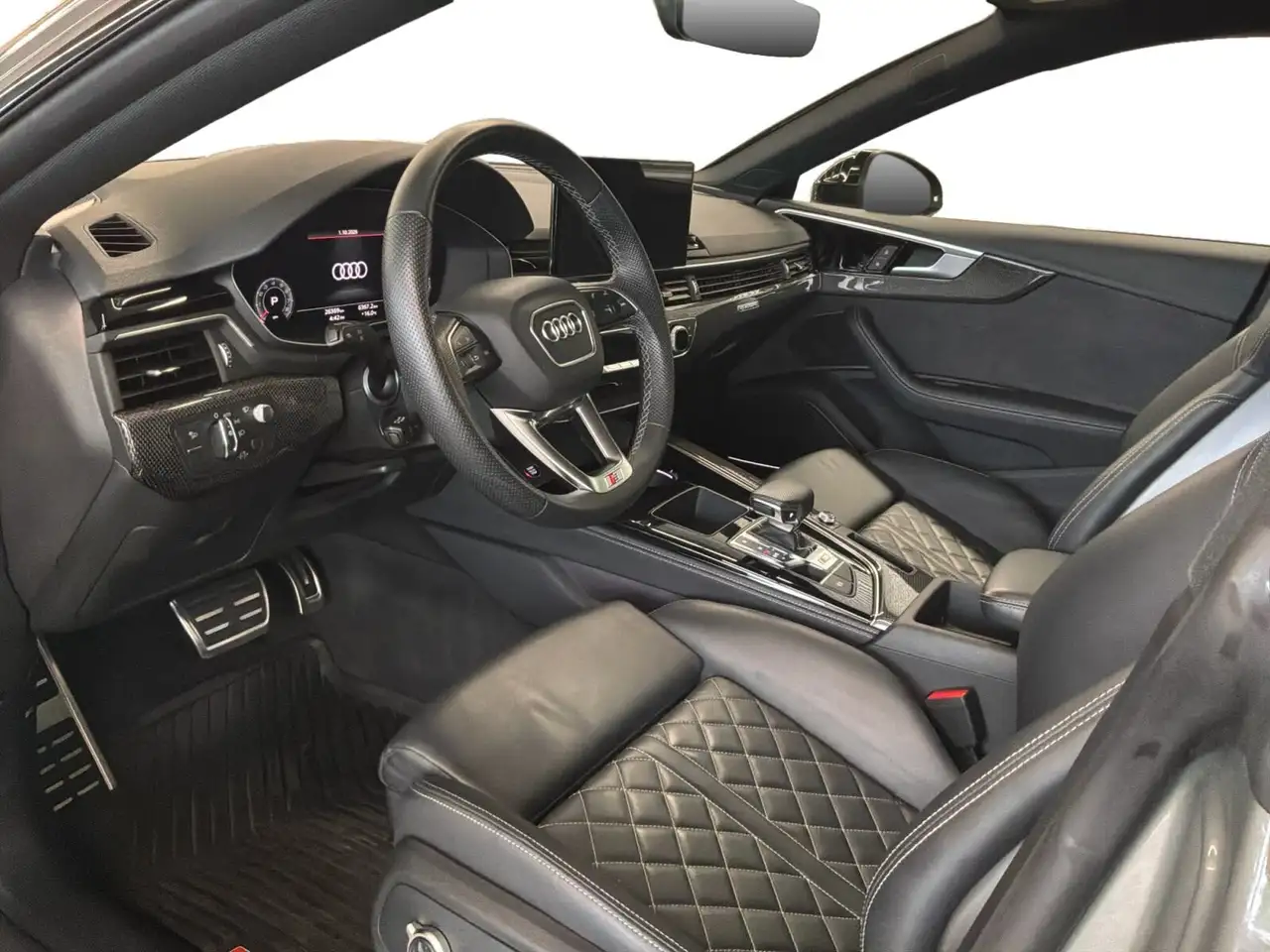 Audi S5 - Image 11