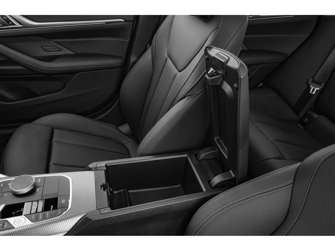 BMW 4 Series - Image 9