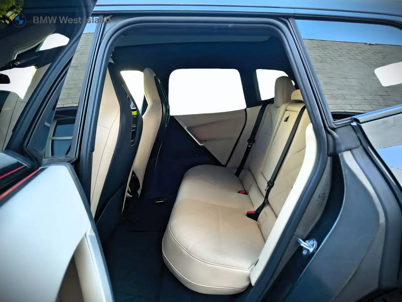 BMW iX - Image 24