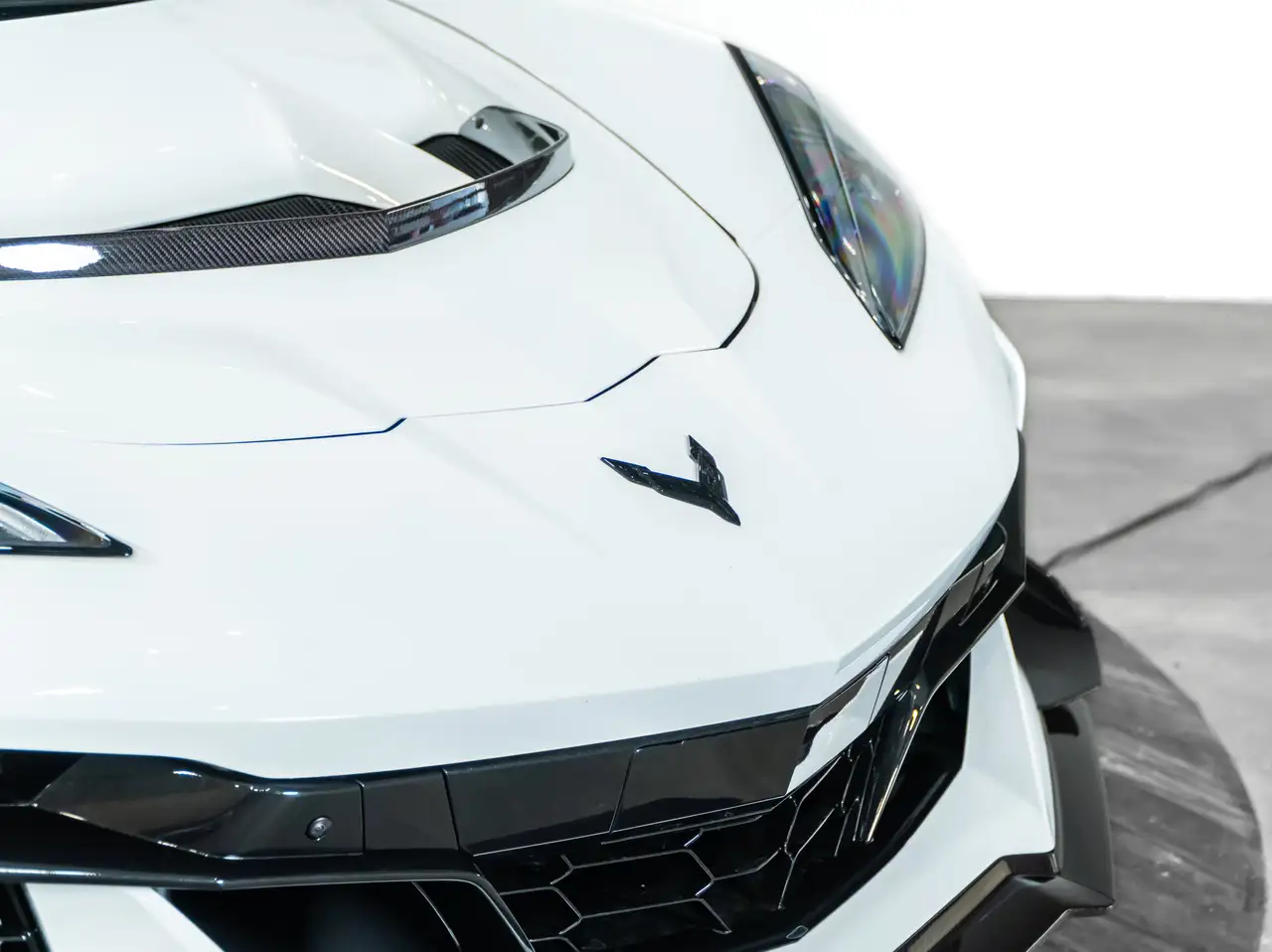 Chevrolet Corvette - Image 28