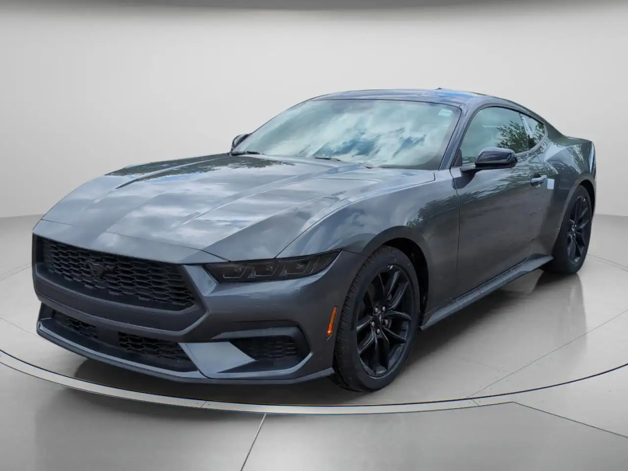 Ford Mustang - Image 27