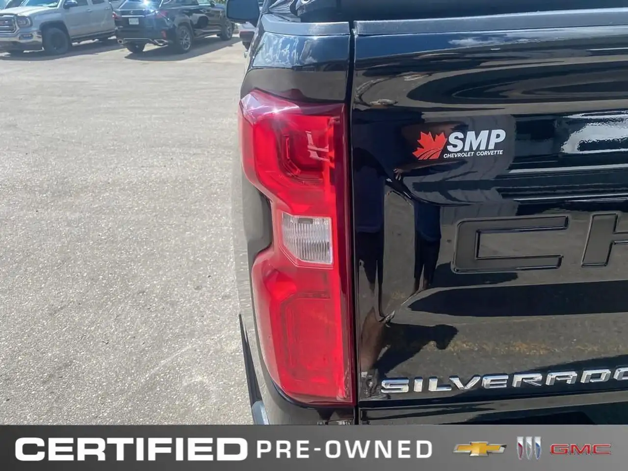 Chevrolet Silverado 1500 - Image 16