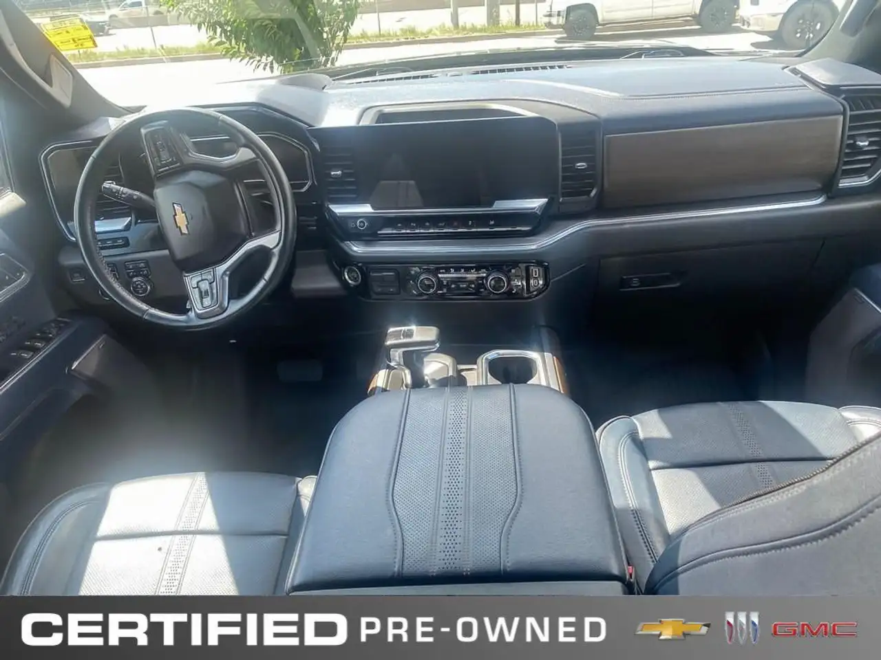 Chevrolet Silverado 1500 - Image 29