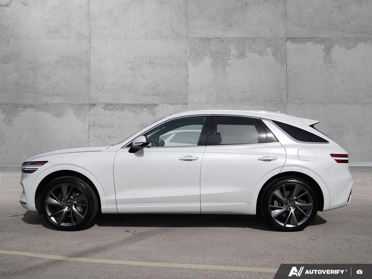 Genesis GV70 - Image 3