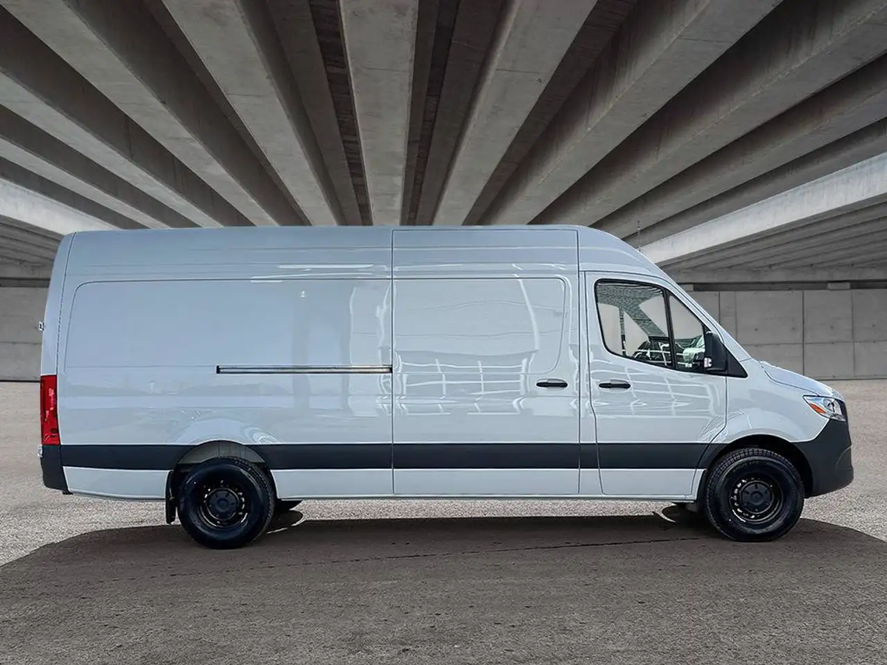 Mercedes-Benz Sprinter - Image 6
