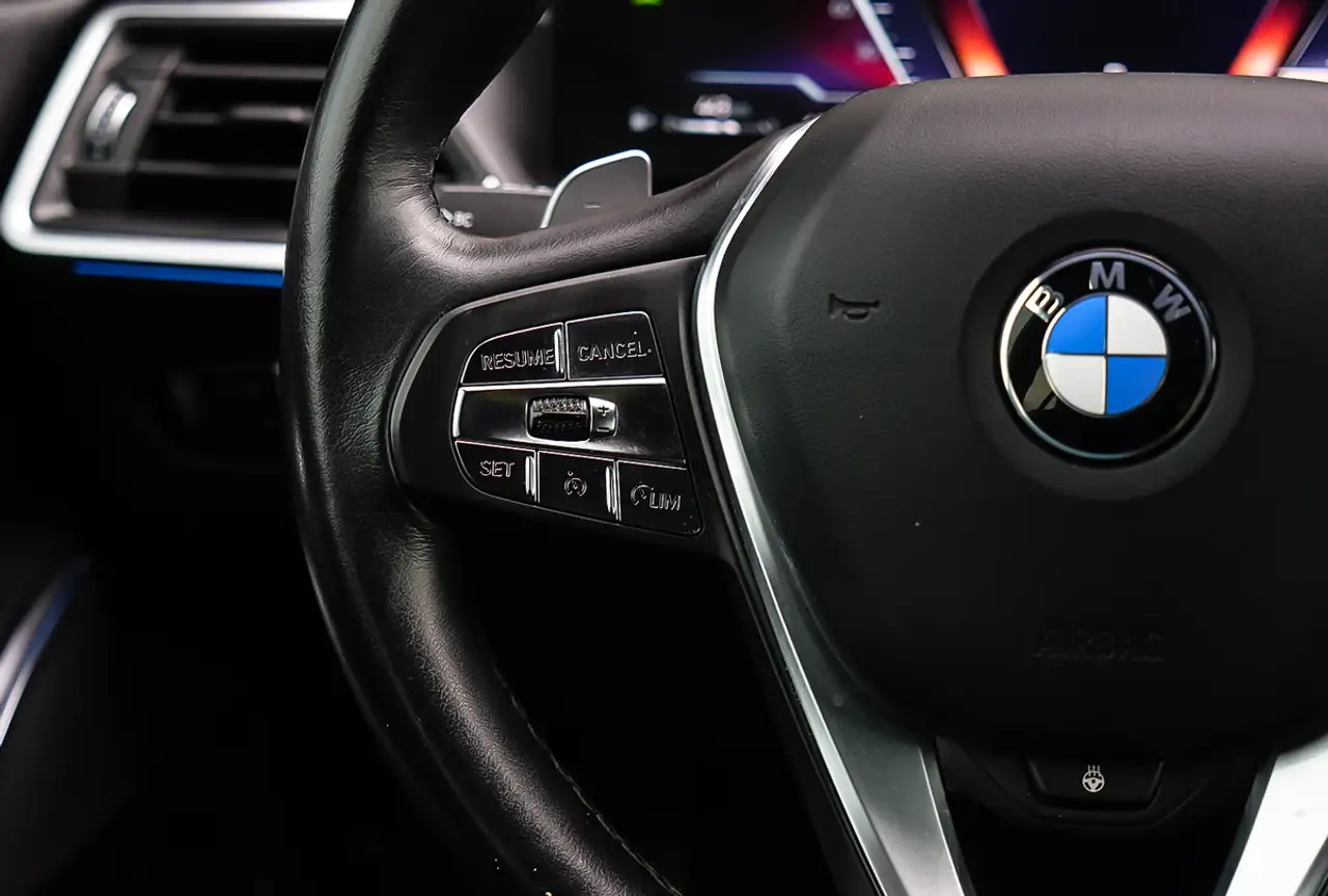 BMW 3 Series - Image 19