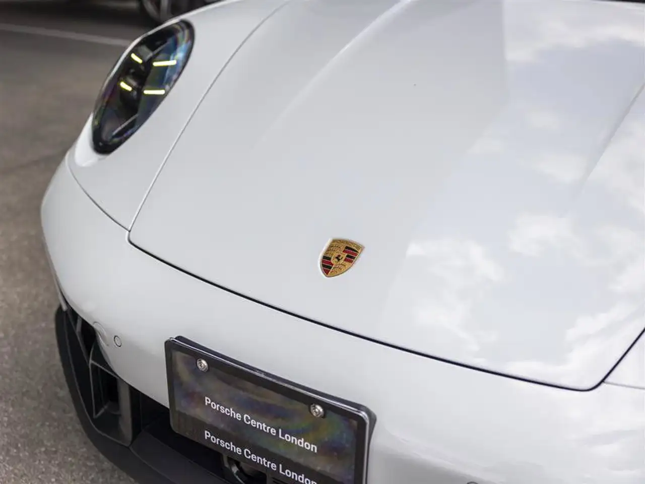 Porsche 911 - Image 8