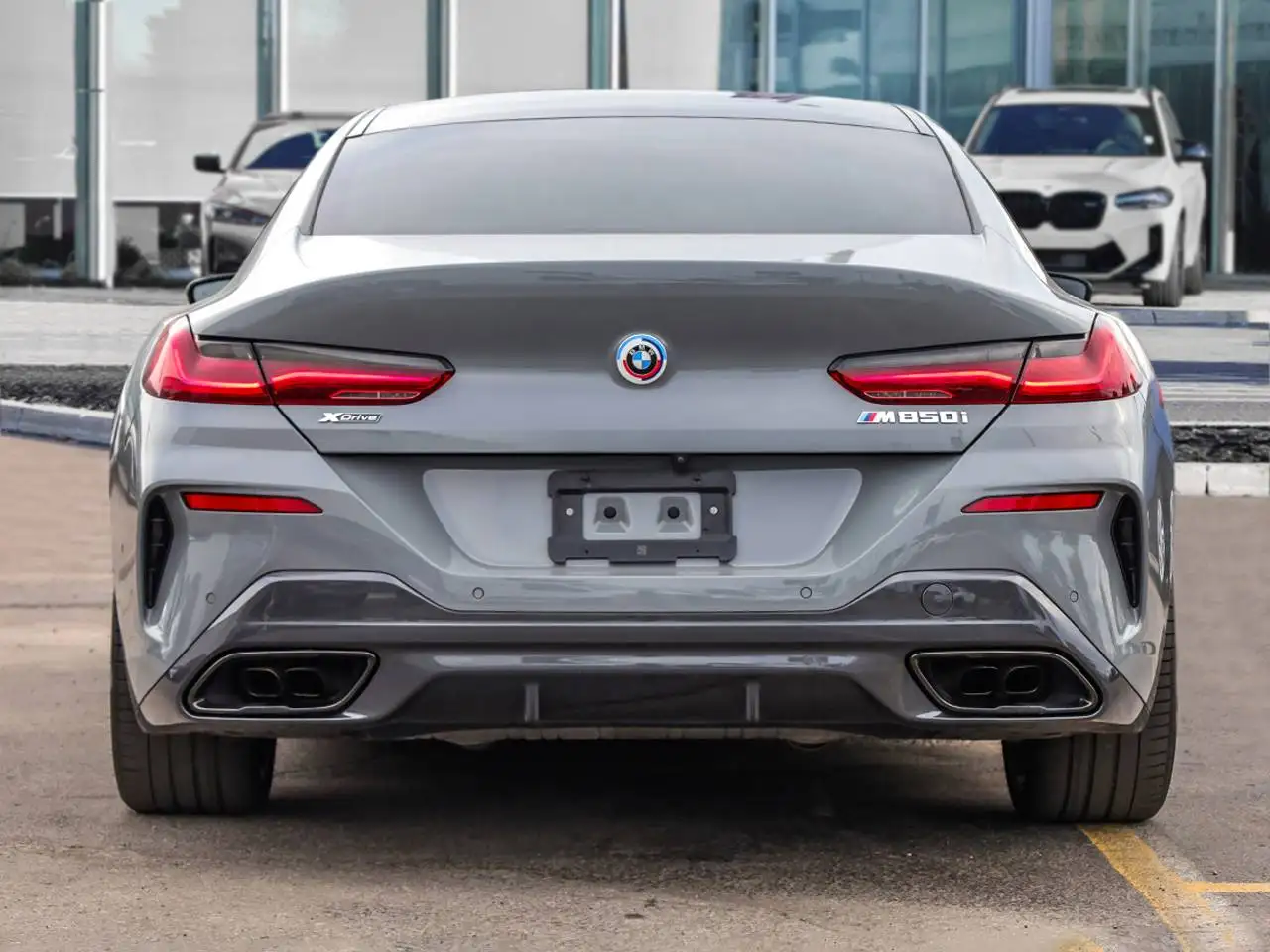 BMW 8 Series - Image 6