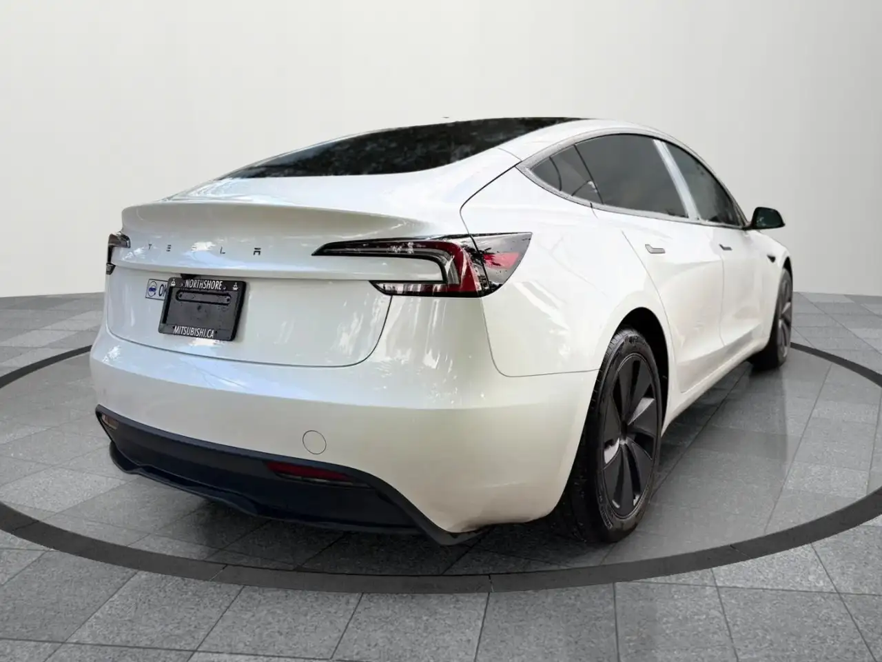 Tesla Model 3 - Image 6