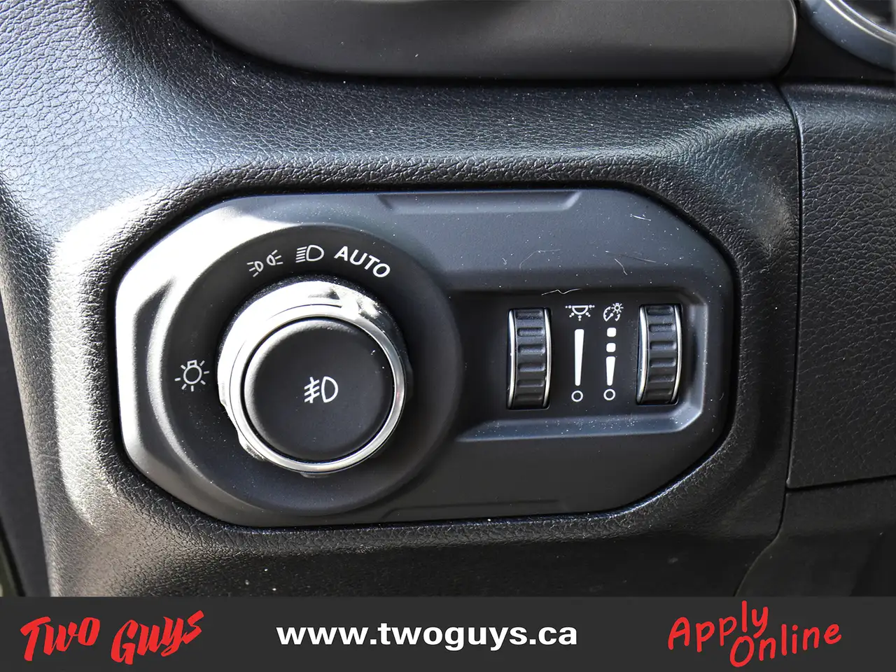 Jeep Wrangler - Image 24