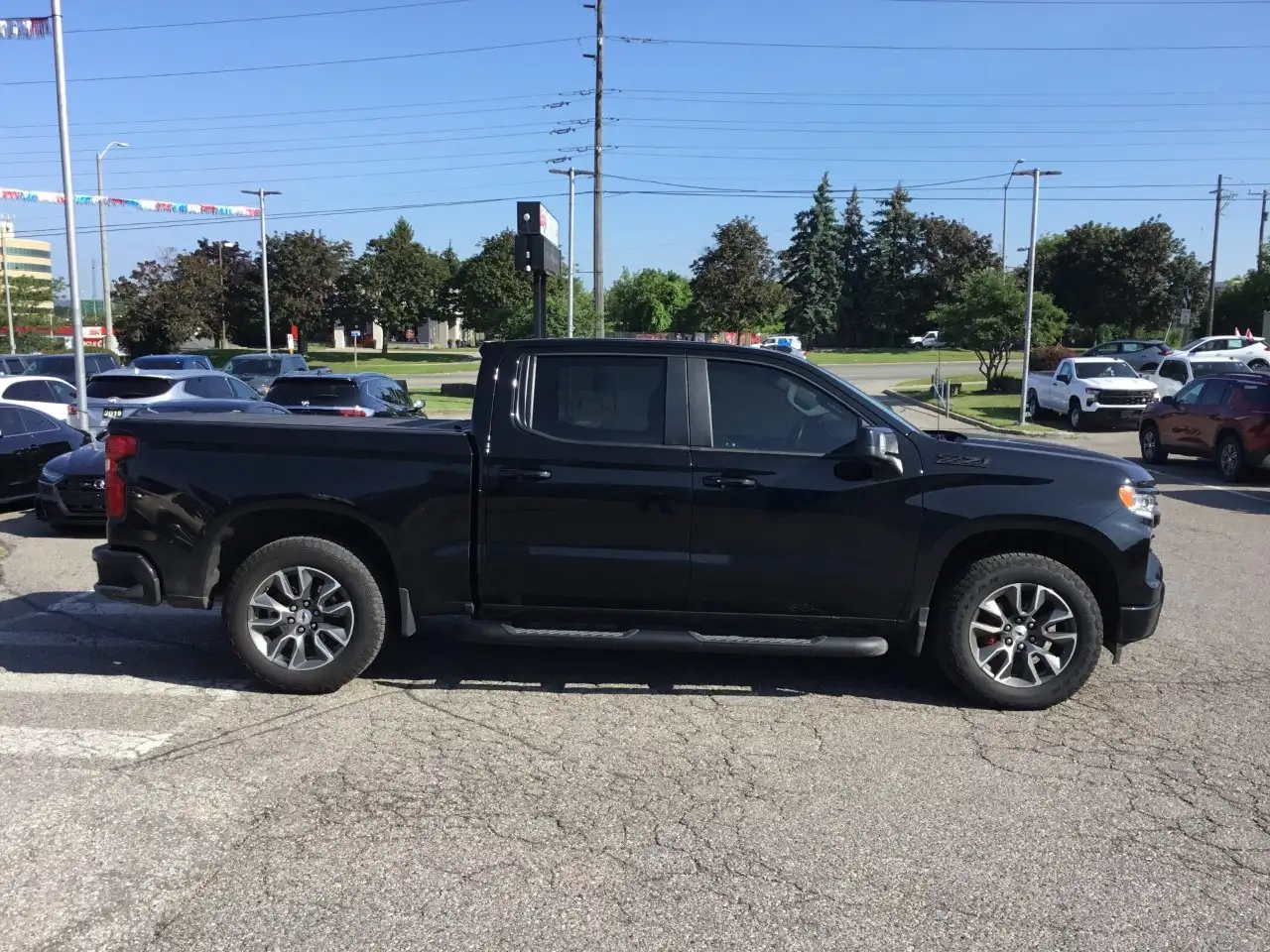 Chevrolet Silverado 1500 - Image 6
