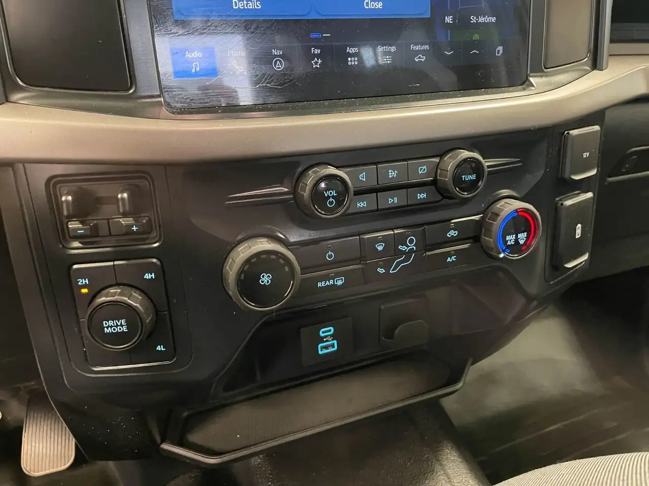 Ford F-150 - Image 14
