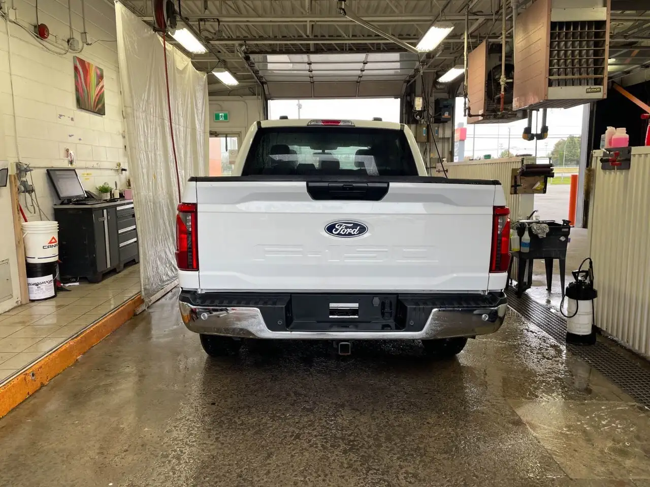 Ford F-150 - Image 8