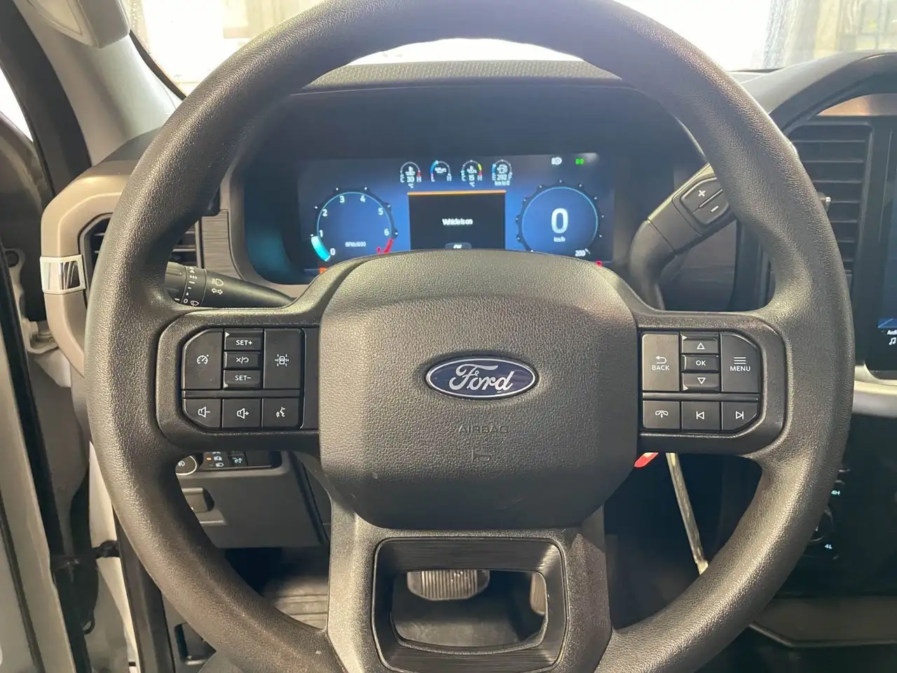 Ford F-150 - Image 16