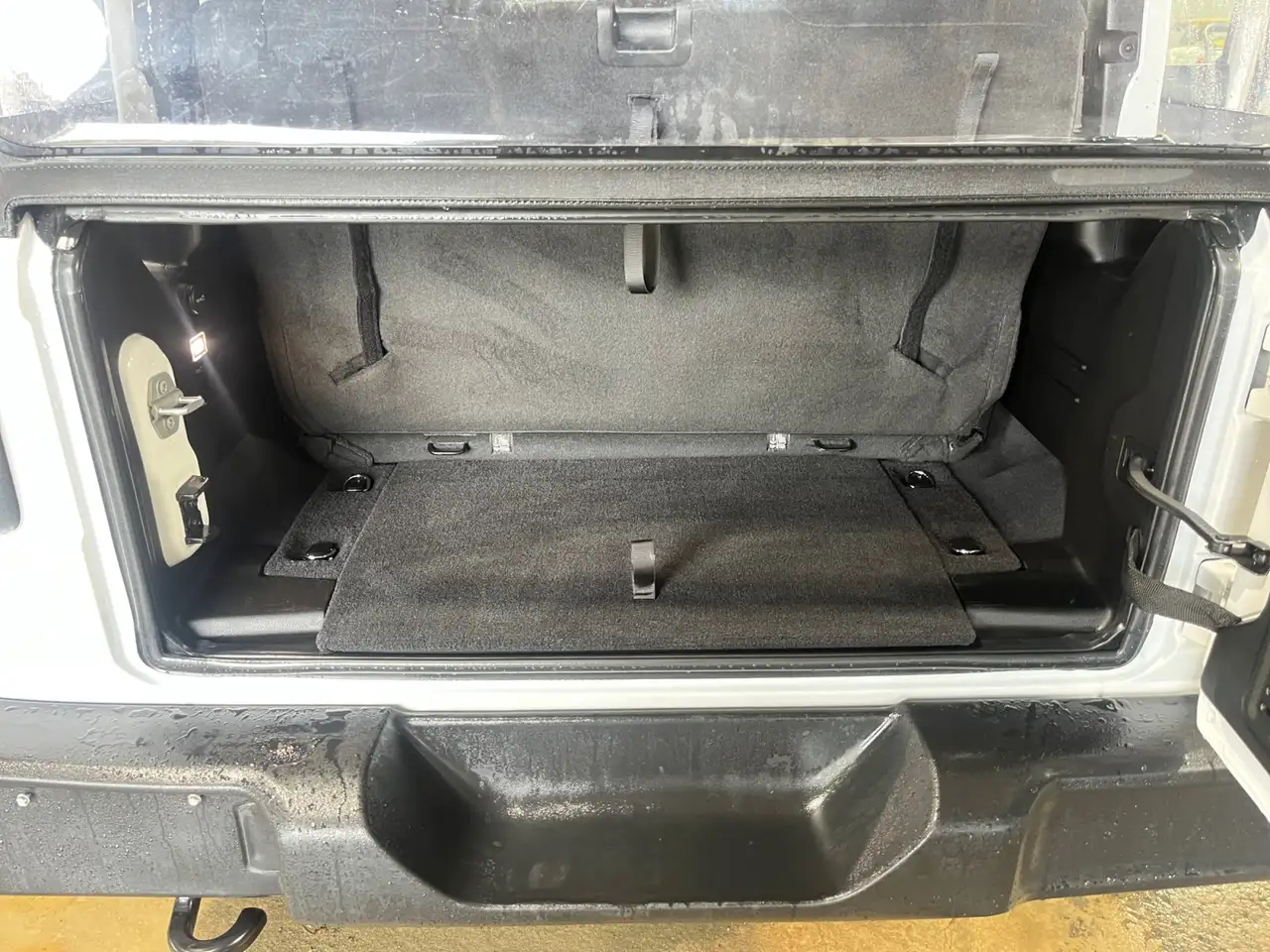 Jeep Wrangler - Image 26