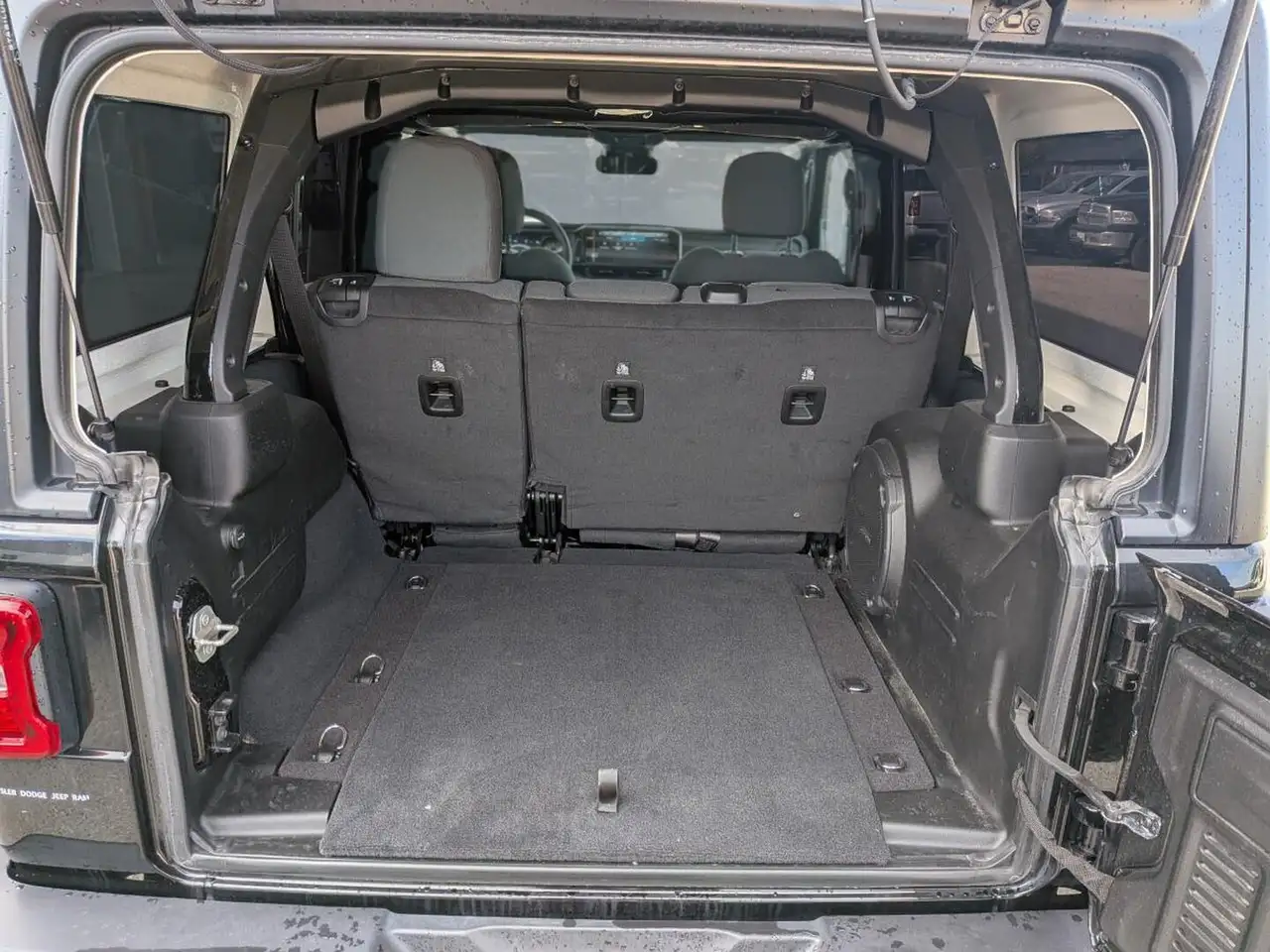 Jeep Wrangler - Image 6