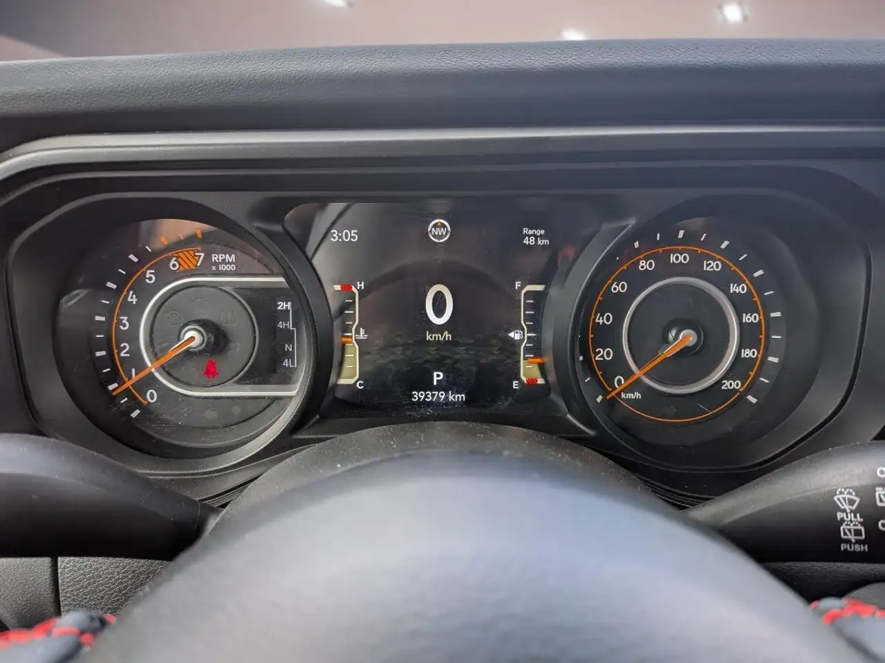 Jeep Wrangler - Image 11