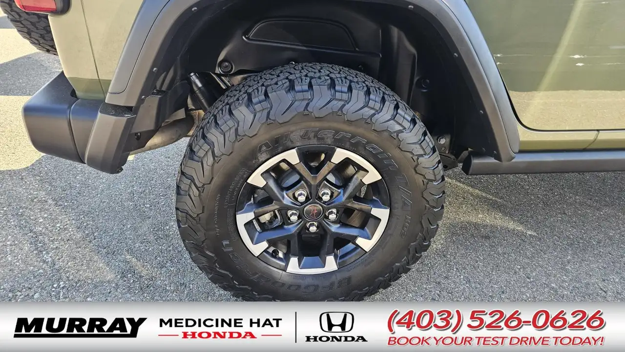 Jeep Wrangler - Image 18