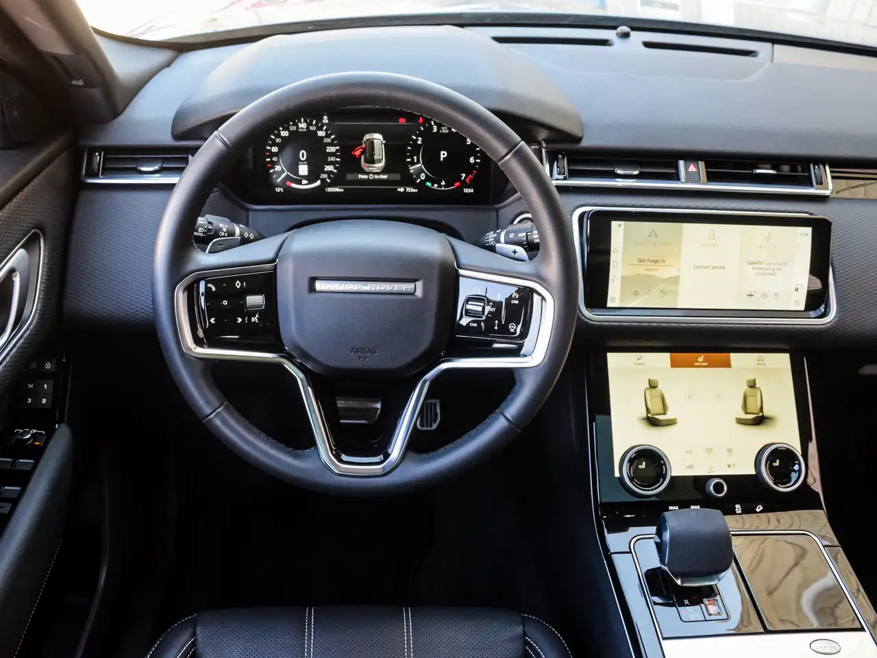Land Rover Range Rover Velar - Image 19