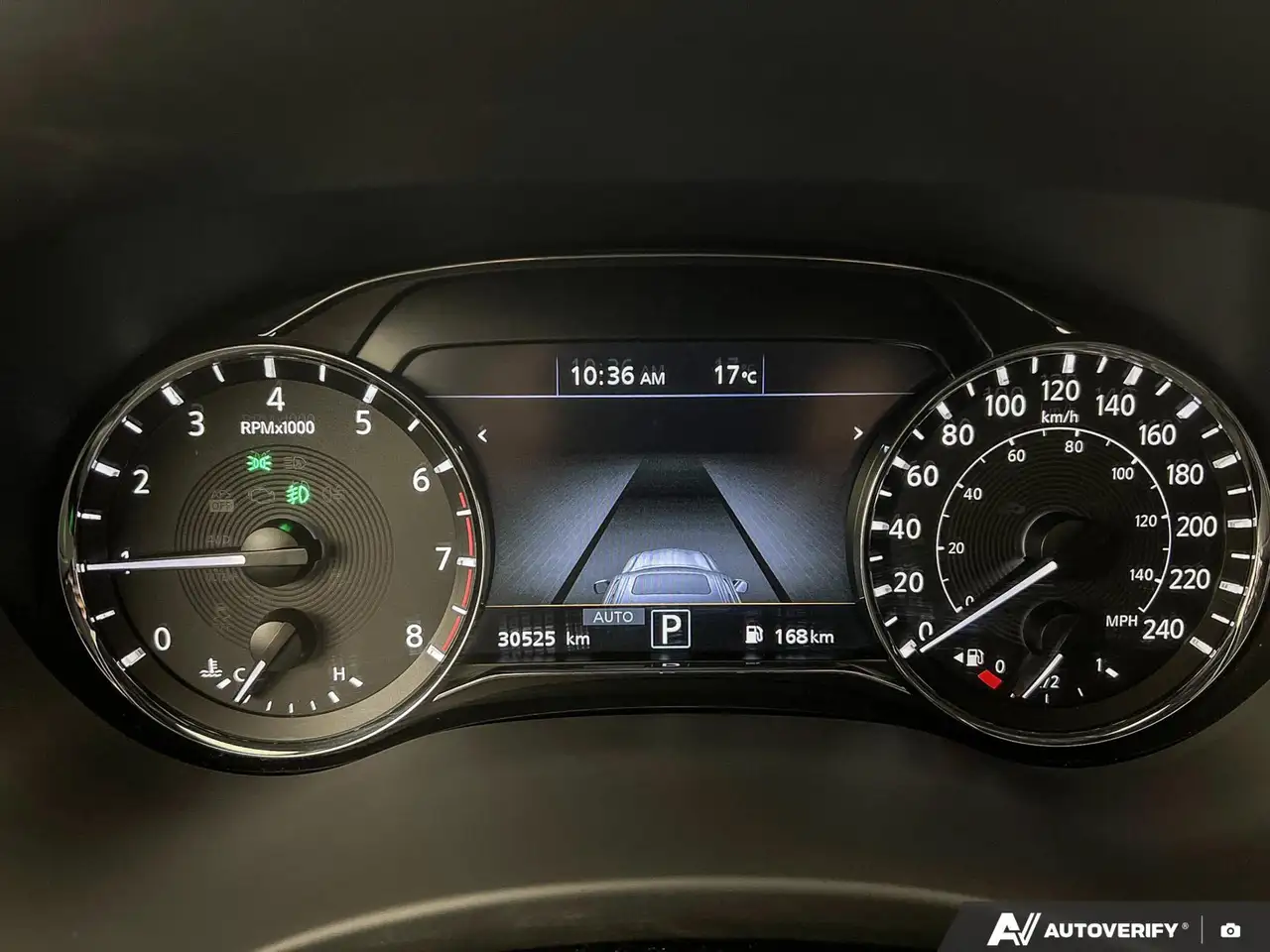 Infiniti QX80 - Image 16