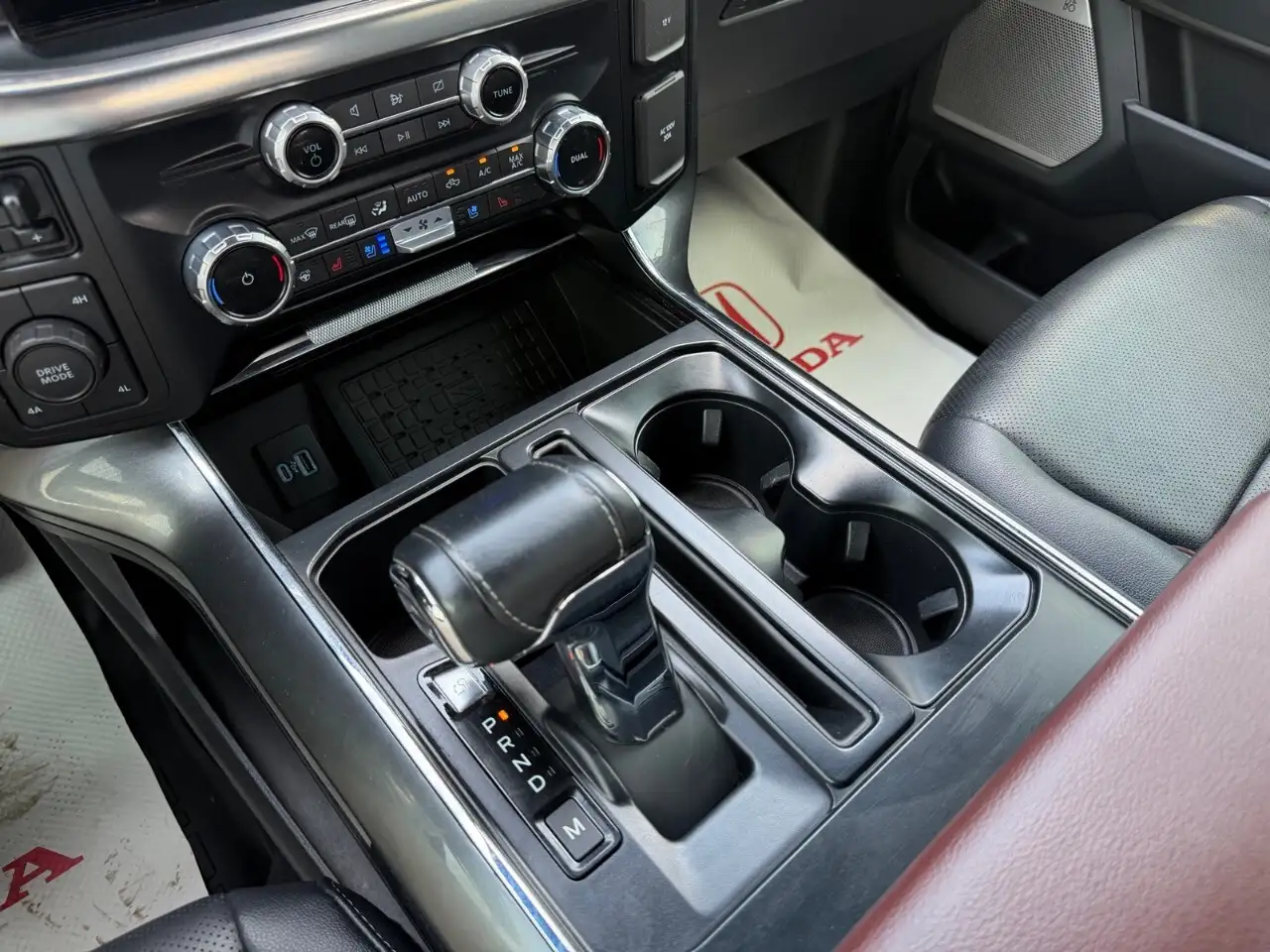 Ford F-150 - Image 17