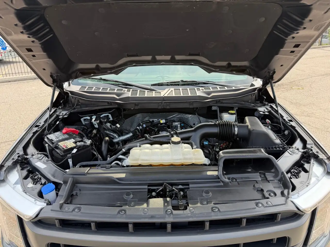 Ford F-150 - Image 9