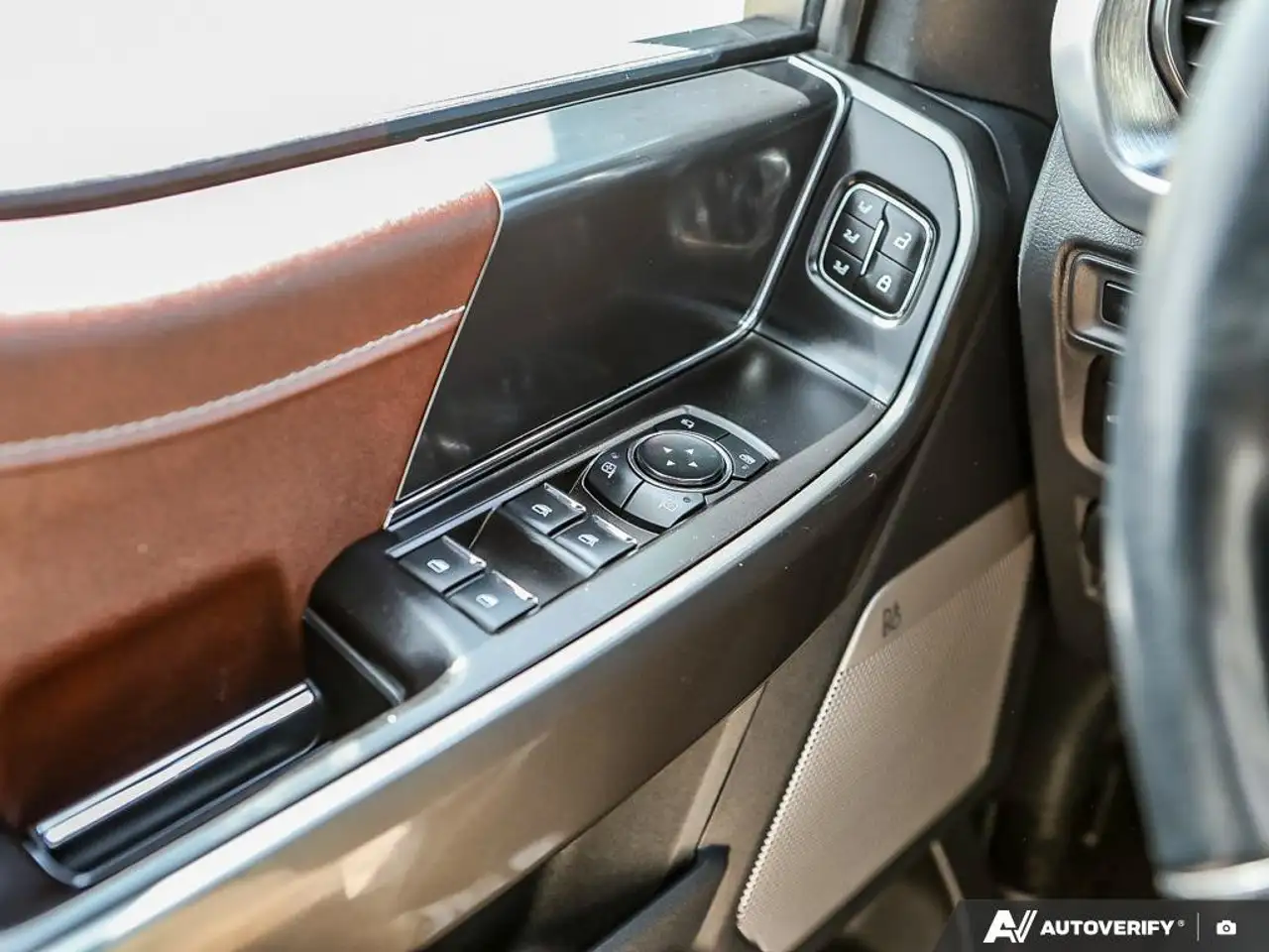 Ford F-150 - Image 20