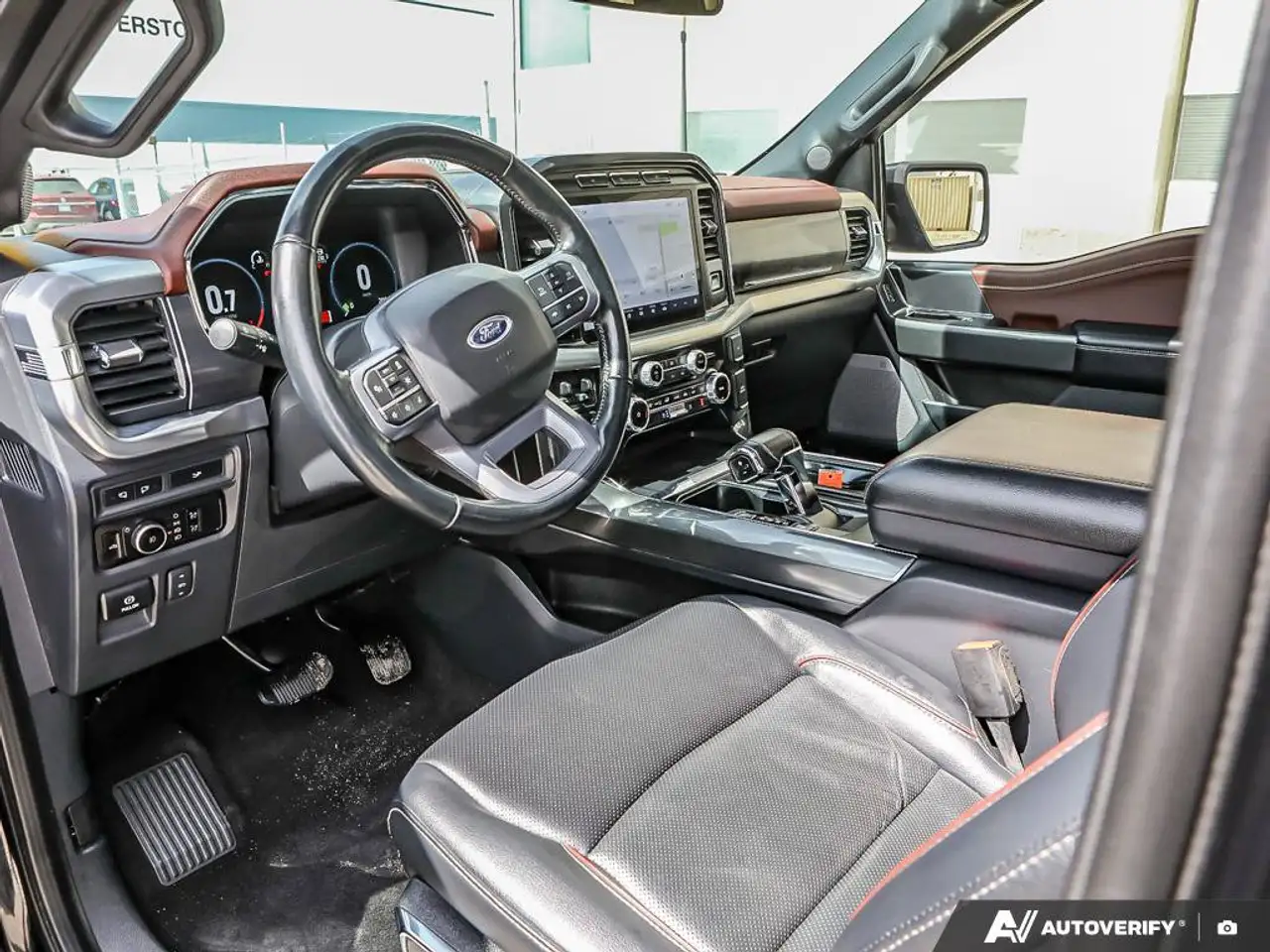 Ford F-150 - Image 17