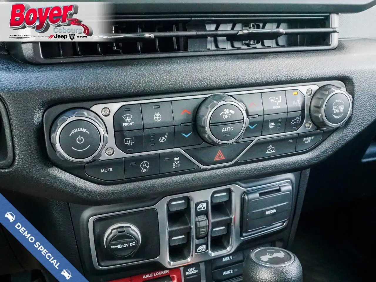 Jeep Wrangler - Image 18