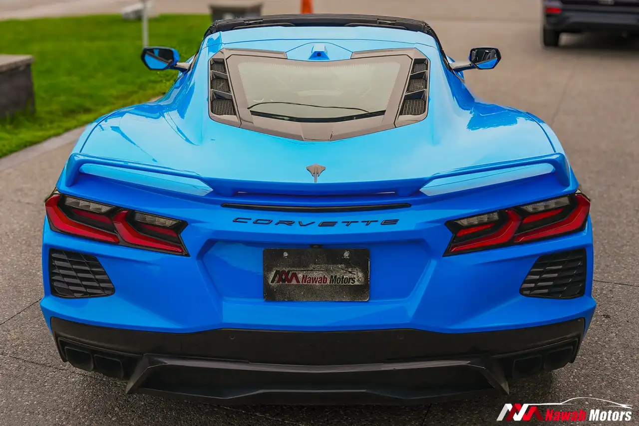 Chevrolet Corvette - Image 10
