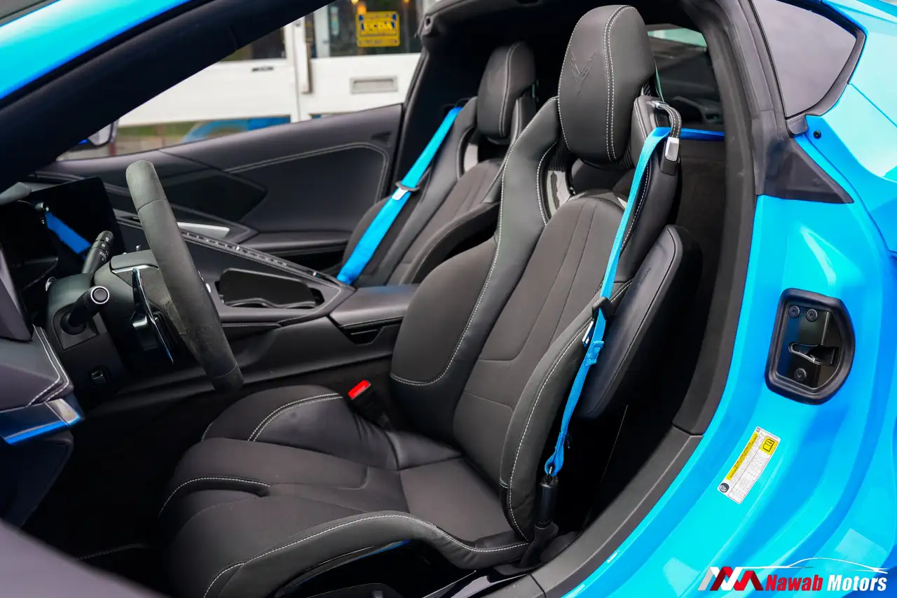 Chevrolet Corvette - Image 23