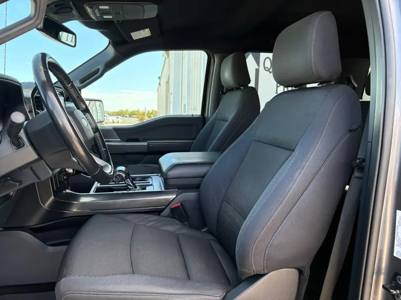 Ford F-150 - Image 11