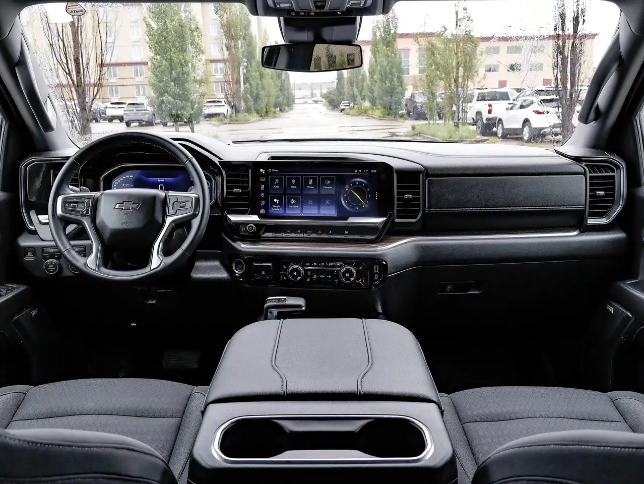 Chevrolet Silverado 1500 - Image 29