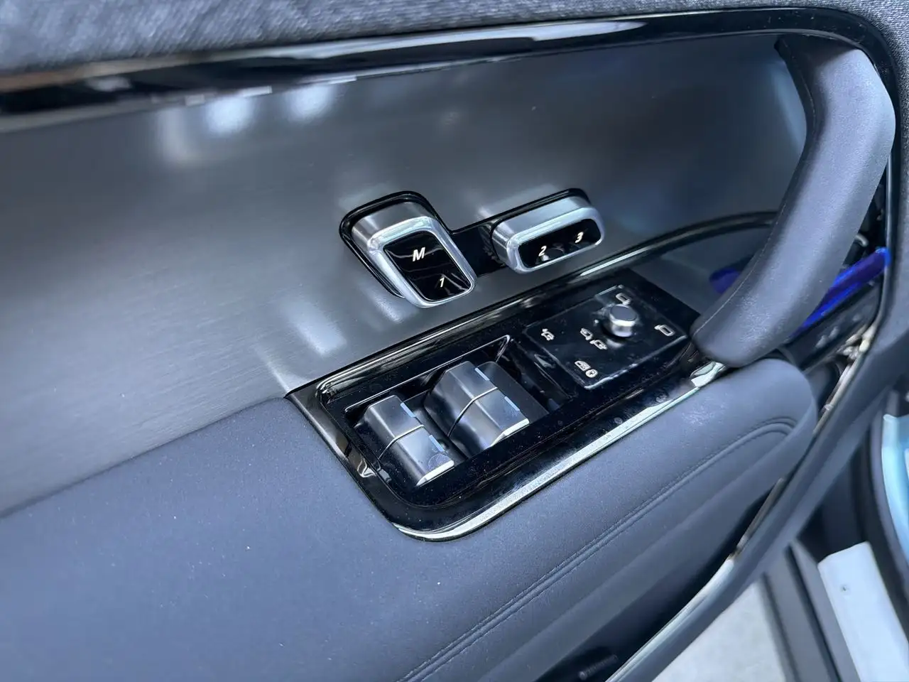 Land Rover Range Rover Sport - Image 10